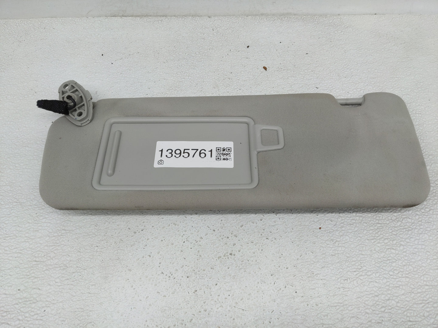 2016-2020 Kia Sorento Sun Visor Shade Replacement Driver Left Mirror Fits Fits 2016 2017 2018 2019 2020 OEM Used Auto Parts 