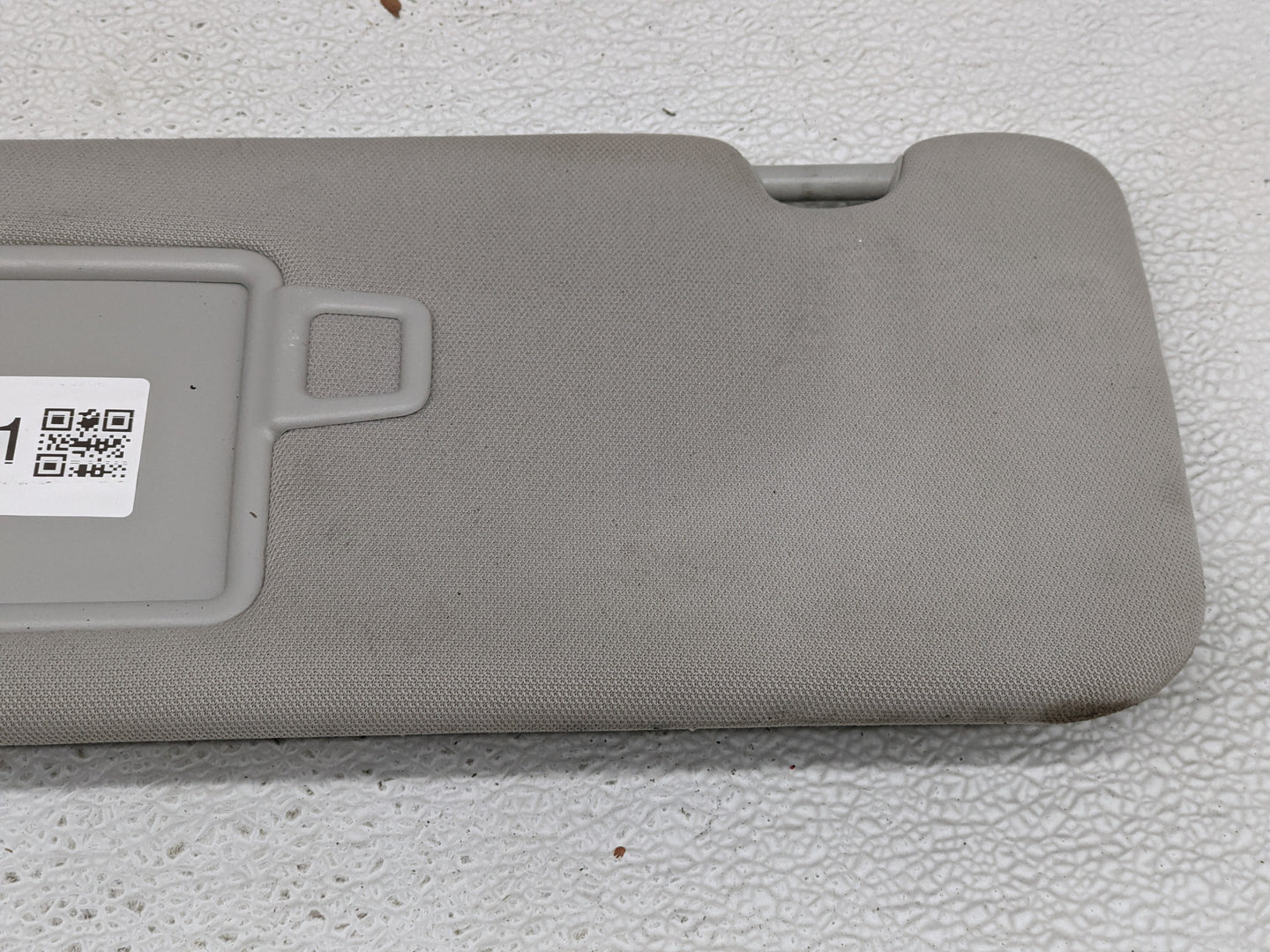 2016-2020 Kia Sorento Sun Visor Shade Replacement Driver Left Mirror Fits Fits 2016 2017 2018 2019 2020 OEM Used Auto Parts 