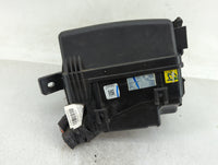 2019-2020 Kia Sorento Fusebox Fuse Box Panel Relay Module P/N:91425C6010 Fits Fits 2019 2020 OEM Used Auto Parts - Oemusedau