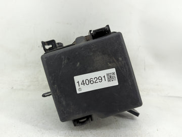 2019-2020 Kia Sorento Fusebox Fuse Box Panel Relay Module P/N:91941-C6222 Fits Fits 2019 2020 OEM Used Auto Parts - Oemuseda