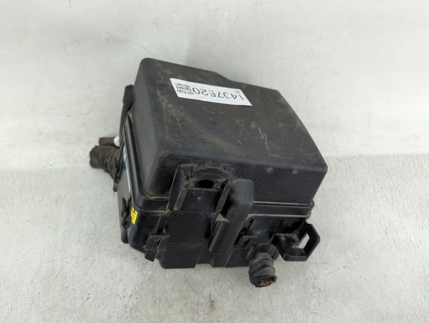 2019-2020 Kia Sorento Fusebox Fuse Box Panel Relay Module Fits Fits 2019 2020 OEM Used Auto Parts - Oemusedautoparts1.com