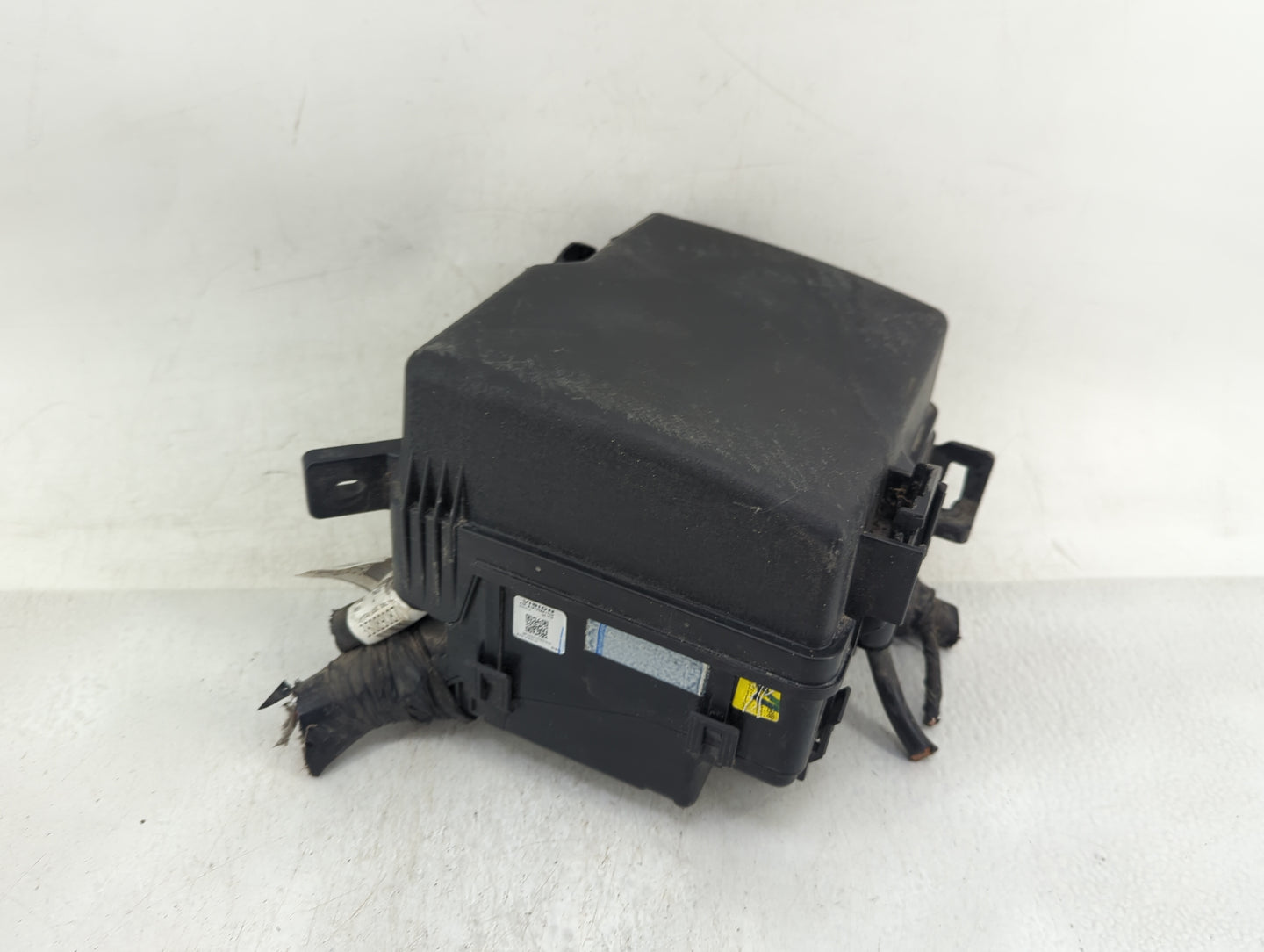 2019-2020 Kia Sorento Fusebox Fuse Box Panel Relay Module Fits Fits 2019 2020 OEM Used Auto Parts - Oemusedautoparts1.com