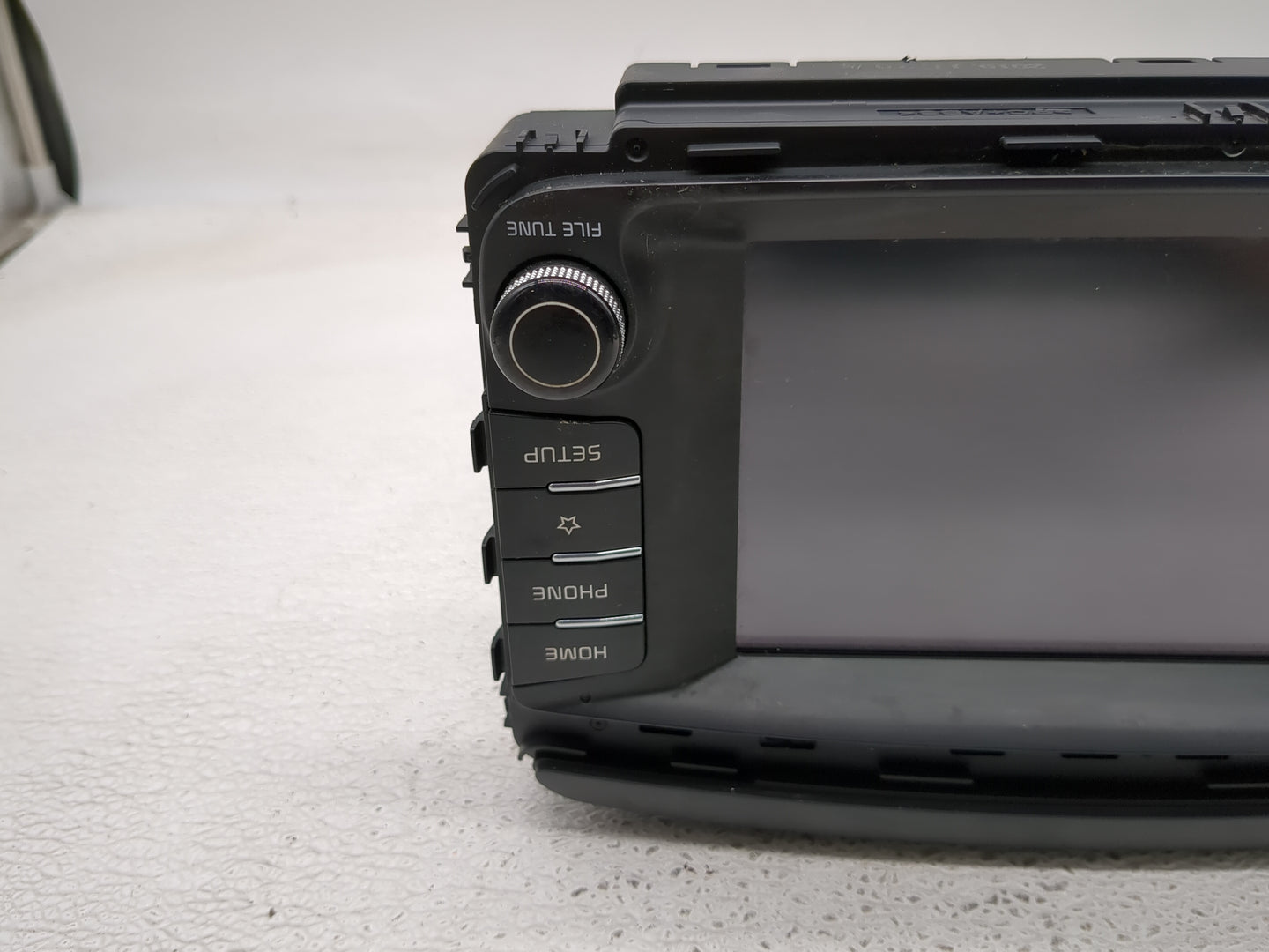 2019-2020 Kia Sorento Radio AM FM Cd Player Receiver Replacement P/N:96560C6ND0WK Fits Fits 2019 2020 OEM Used Auto Parts - 