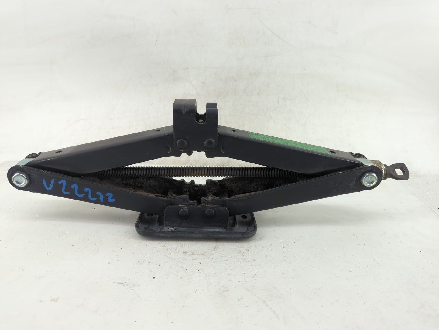 2020 Kia Sorento Spare Scissor Car Jack - Oemusedautoparts1.com