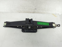 2020 Kia Sorento Spare Scissor Car Jack - Oemusedautoparts1.com