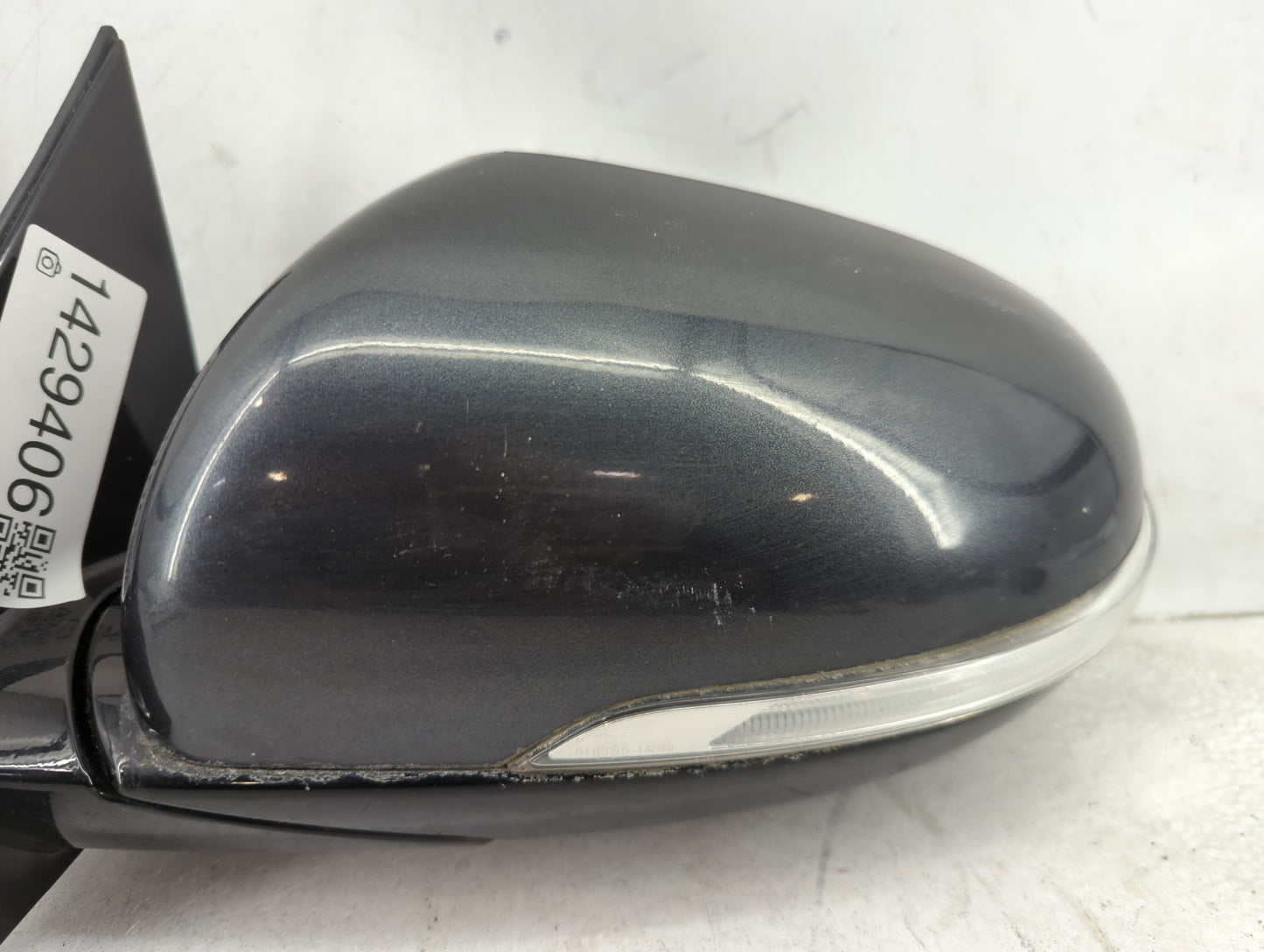 2016-2020 Kia Sorento Driver Side View Mirror - Left Door Mirror OEM Used - Oemusedautoparts1.com