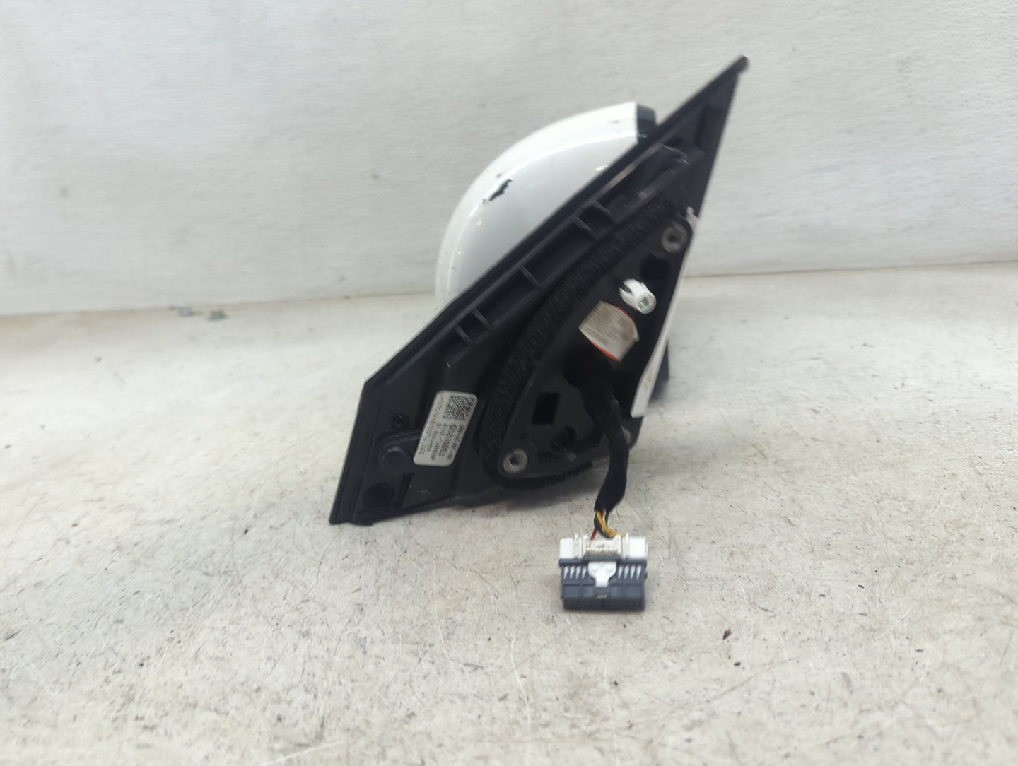 2016-2020 Kia Sorento Passenger Side View Mirror - Right Door Mirror OEM Used - Oemusedautoparts1.com