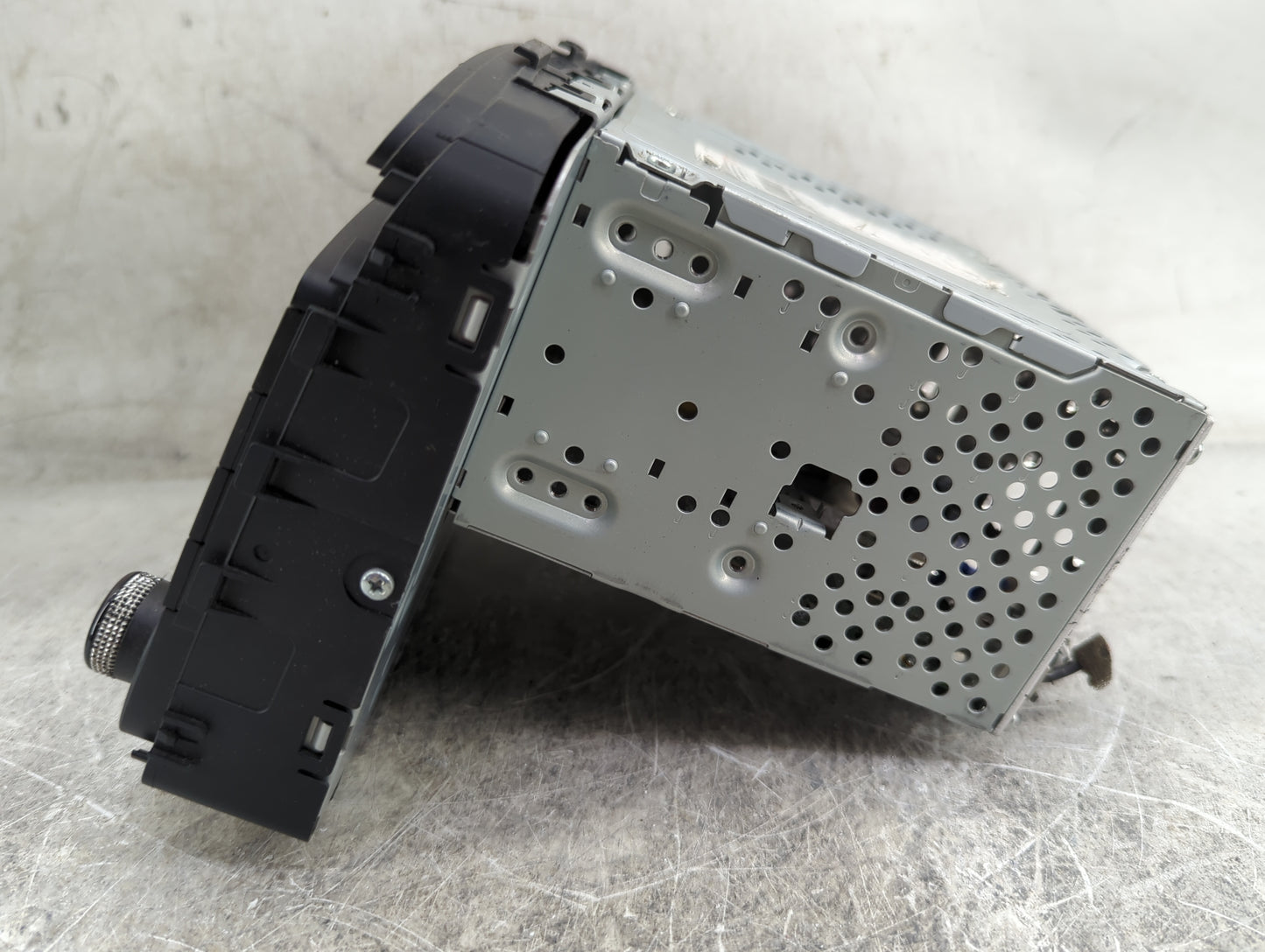 2019-2020 Kia Sorento Radio AM FM Cd Player Receiver Replacement P/N:96160-C6ND0WK ADB20C6AN, TQ8-ADB20C6AN Fits Fits 2019 2