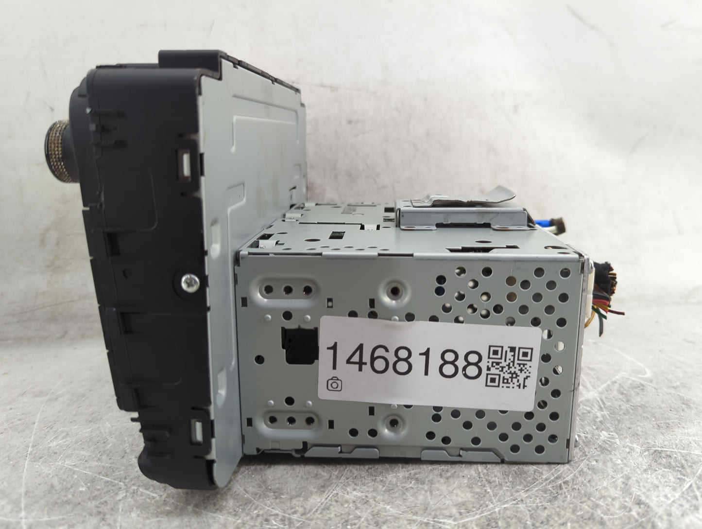 2019-2020 Kia Sorento Radio AM FM Cd Player Receiver Replacement P/N:96160-C6ND0WK ADB20C6AN, TQ8-ADB20C6AN Fits Fits 2019 2