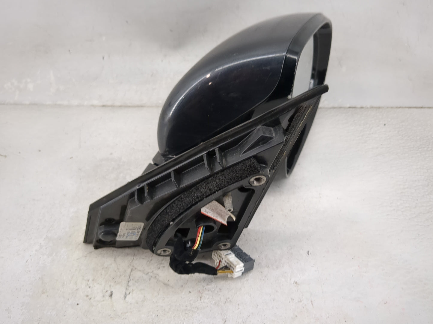 2017-2020 Kia Sorento Passenger Side View Mirror - Right Door Mirror OEM Used - Oemusedautoparts1.com