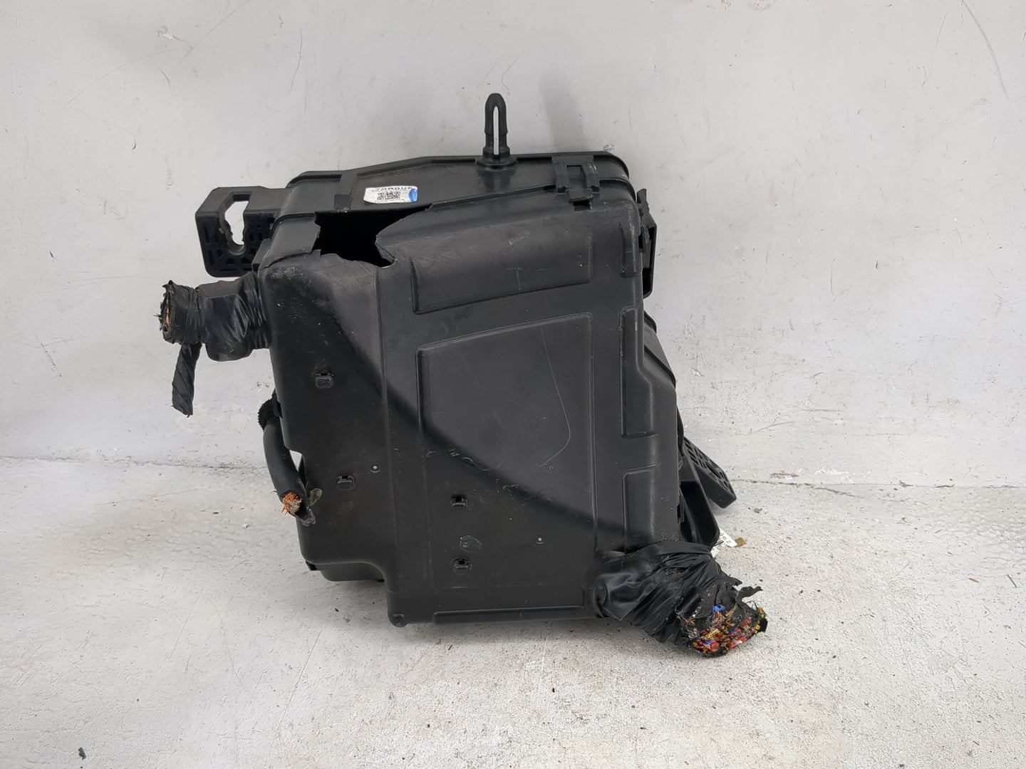 2019-2020 Kia Sorento Fusebox Fuse Box Panel Relay Module P/N:91941-C6222 91959-C6300, 91959-C6400 Fits Fits 2019 2020 OEM U