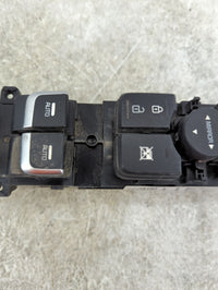 2020 Kia Sorento Master Power Window Switch Replacement Driver Side Left P/N:29914779 Fits OEM Used Auto Parts - Oemusedauto