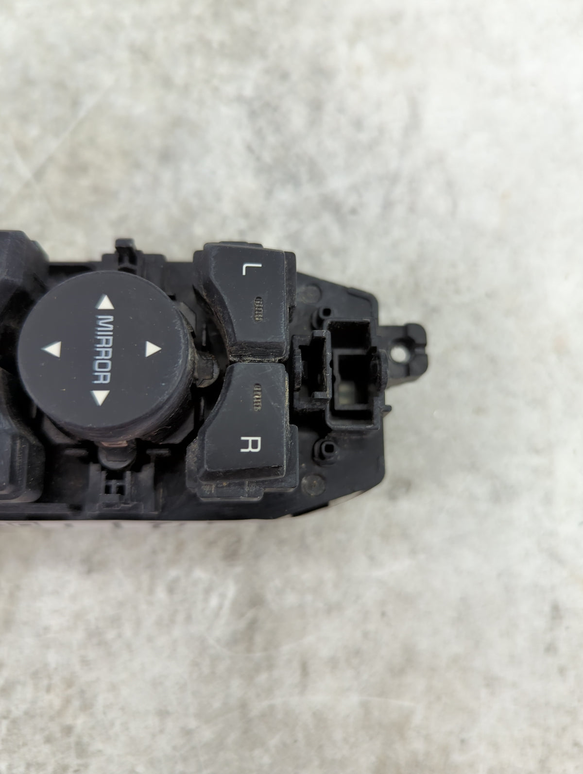 2020 Kia Sorento Master Power Window Switch Replacement Driver Side Left P/N:29914779 Fits OEM Used Auto Parts - Oemusedauto