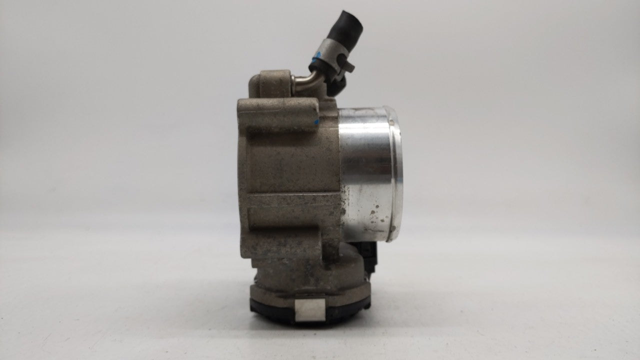 2016-2019 Kia Sorento Throttle Body P/N:35100-2G600 Fits Fits 2015 2016 2017 2018 2019 OEM Used Auto Parts - Oemusedautopart