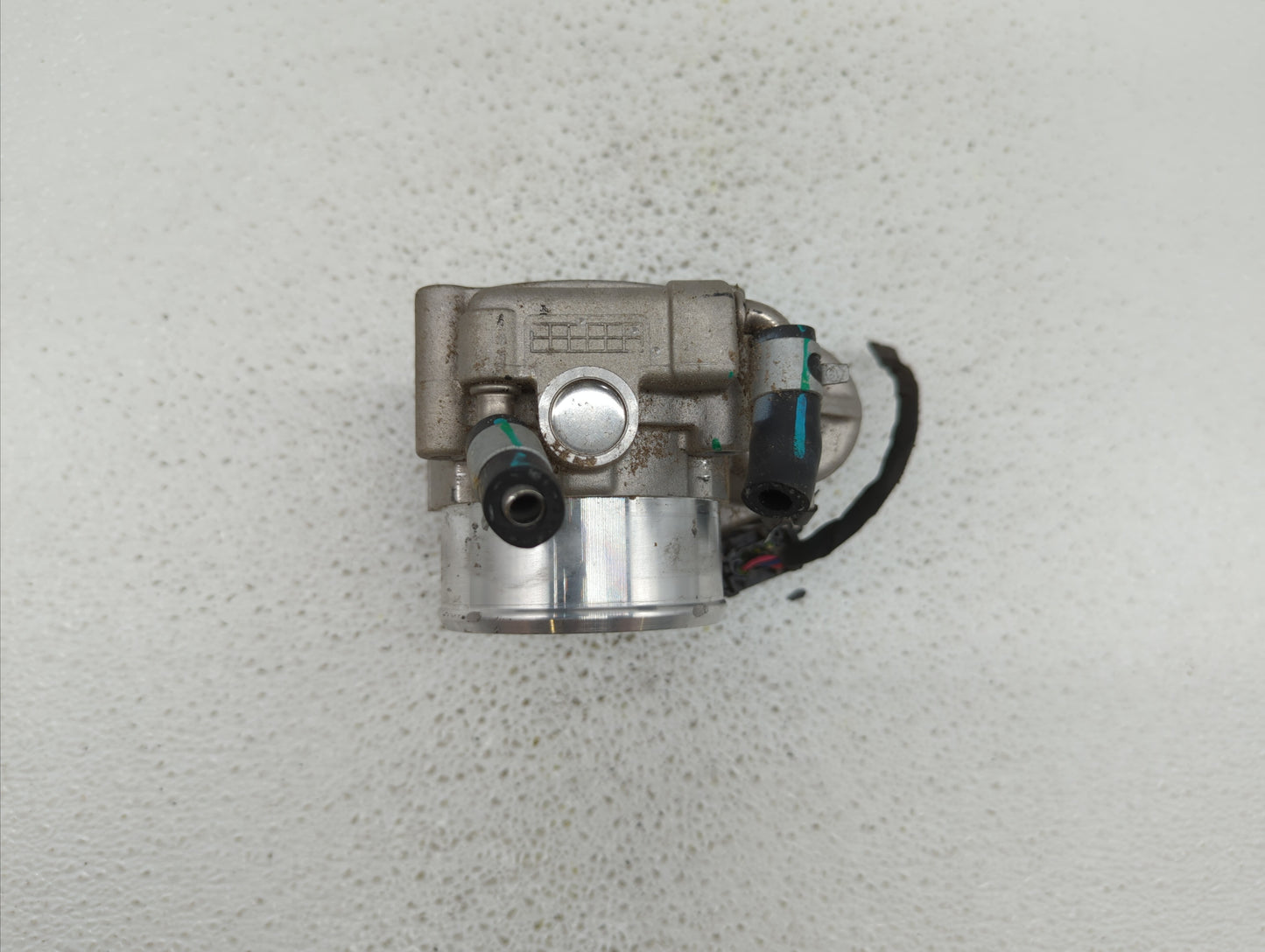 2016-2019 Kia Sorento Throttle Body P/N:0 280 750 618 35100-2G600 Fits Fits 2015 2016 2017 2018 2019 OEM Used Auto Parts - O