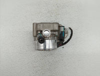 2016-2019 Kia Sorento Throttle Body P/N:0 280 750 618 35100-2G600 Fits Fits 2015 2016 2017 2018 2019 OEM Used Auto Parts - O