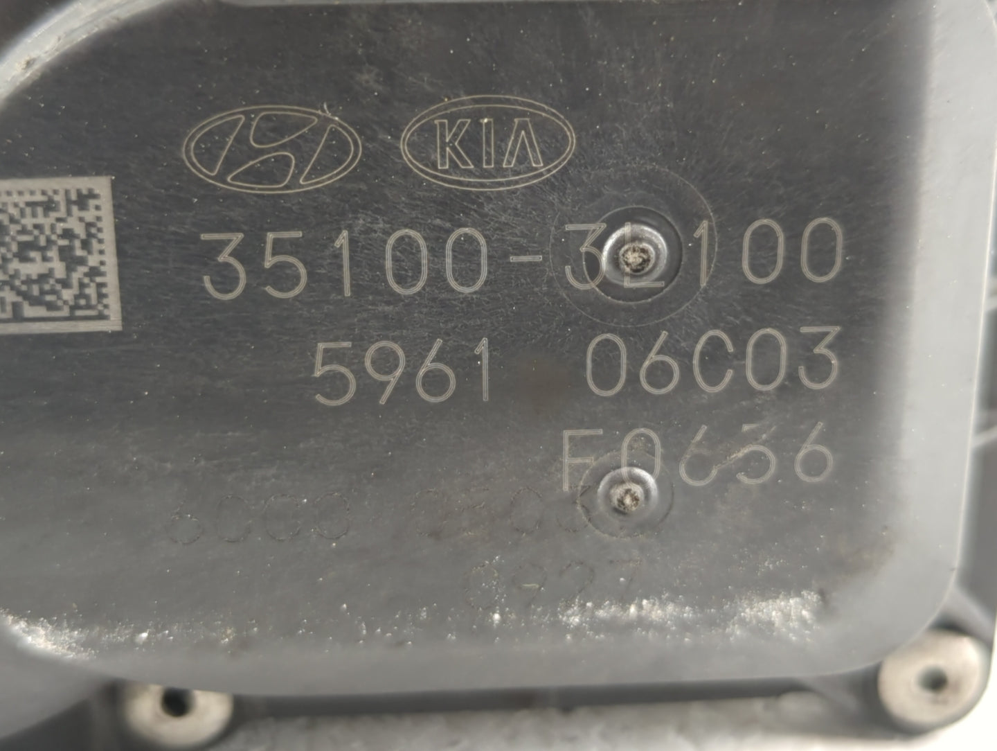 2019-2020 Kia Sorento Throttle Body P/N:35100-3L100 35100-3B100 Fits Fits 2017 2018 2019 2020 2021 2022 OEM Used Auto Parts 