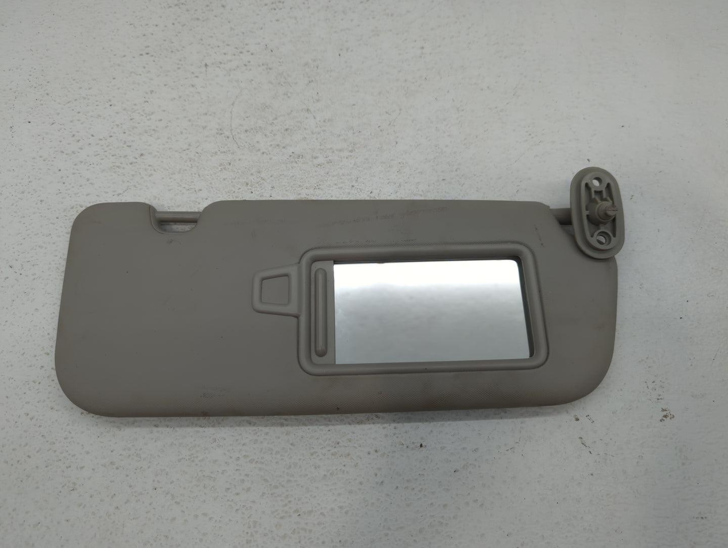 2016-2020 Kia Sorento Sun Visor Shade Replacement Passenger Right Mirror Fits Fits 2016 2017 2018 2019 2020 OEM Used Auto Pa