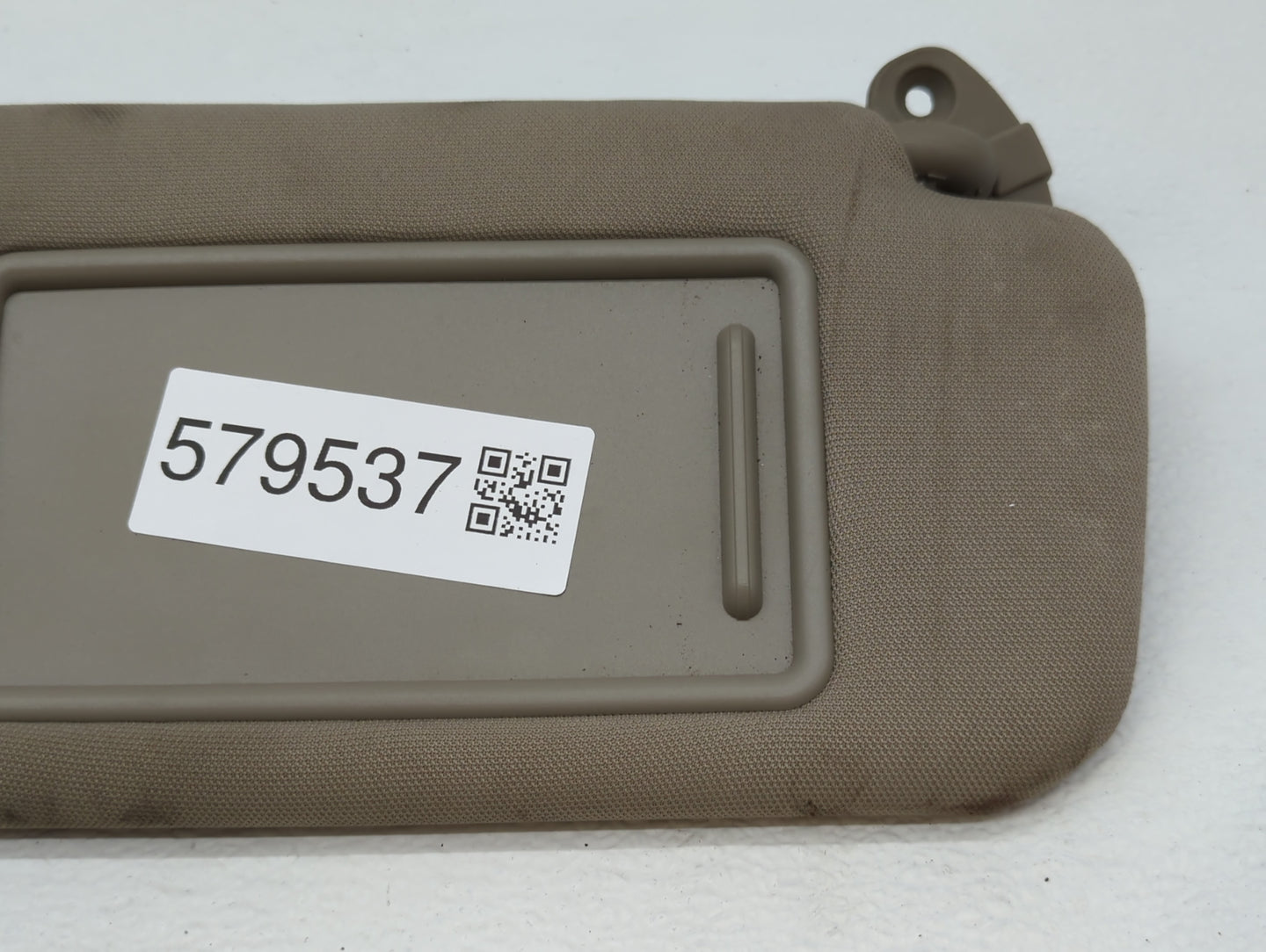 2016-2020 Kia Sorento Sun Visor Shade Replacement Passenger Right Mirror Fits Fits 2016 2017 2018 2019 2020 OEM Used Auto Pa
