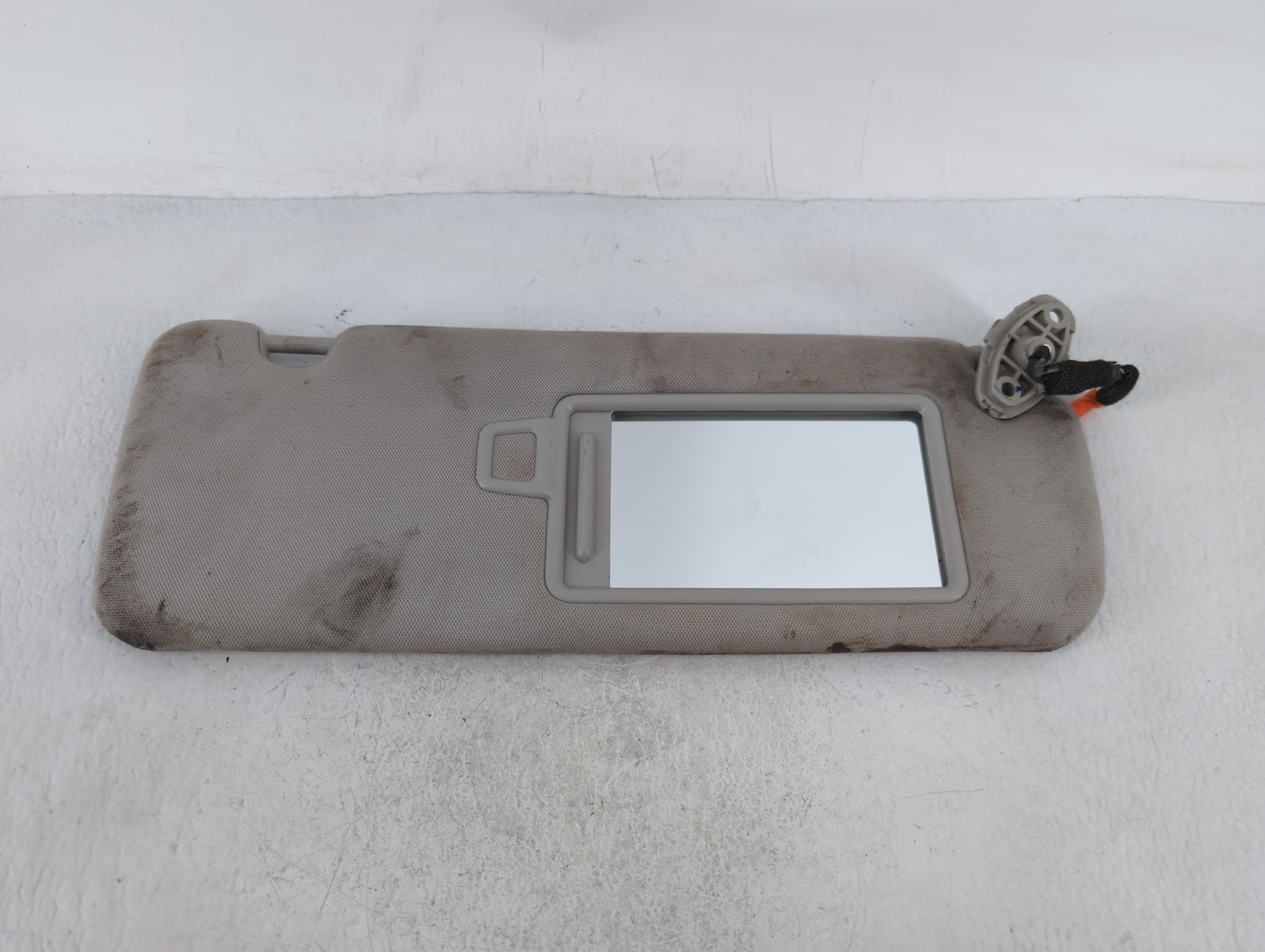 2016-2020 Kia Sorento Sun Visor Shade Replacement Passenger Right Mirror Fits Fits 2016 2017 2018 2019 2020 OEM Used Auto Pa