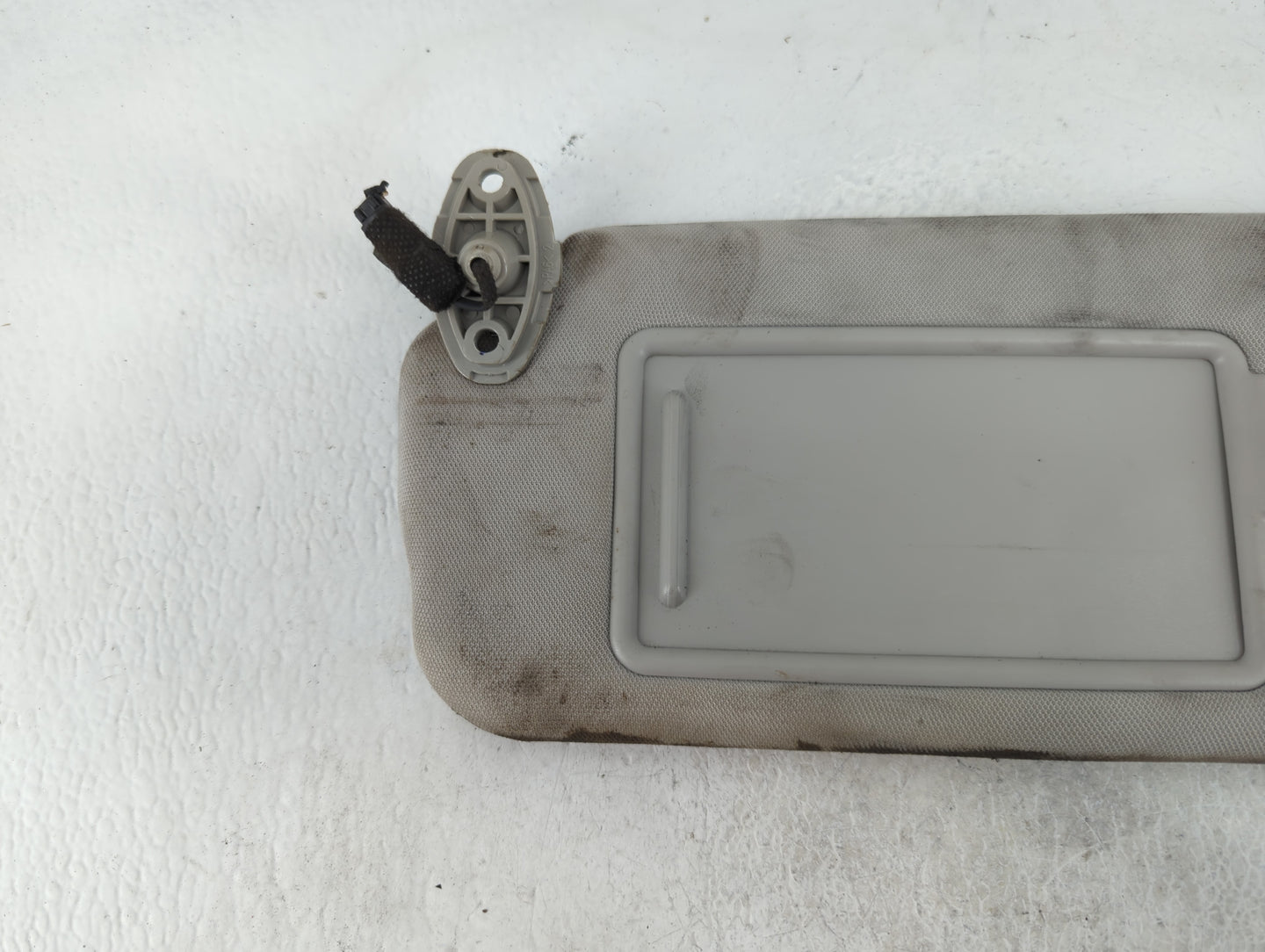2016-2020 Kia Sorento Sun Visor Shade Replacement Driver Left Mirror Fits Fits 2016 2017 2018 2019 2020 OEM Used Auto Parts 