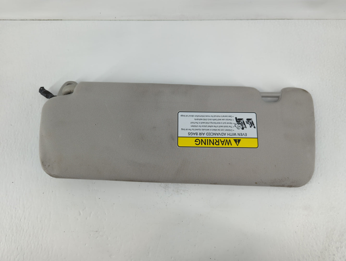 2016-2020 Kia Sorento Sun Visor Shade Replacement Driver Left Mirror Fits Fits 2016 2017 2018 2019 2020 OEM Used Auto Parts 
