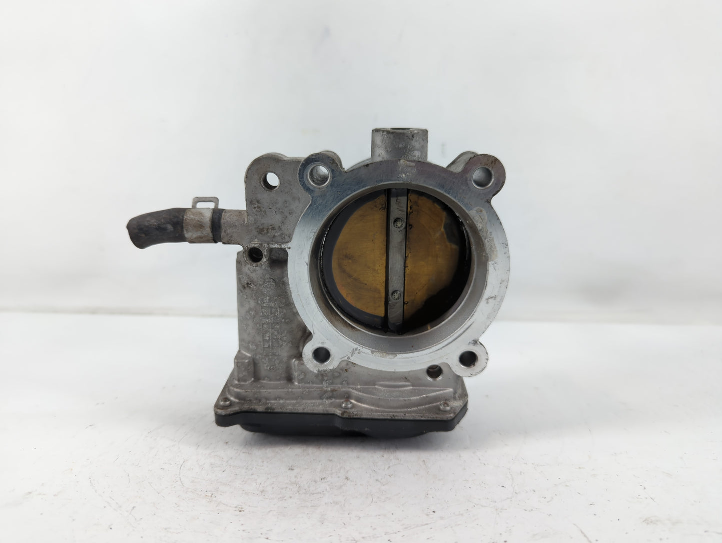 2019-2020 Kia Sorento Throttle Body P/N:35100-3L100 Fits Fits 2017 2018 2019 2020 2021 2022 OEM Used Auto Parts - Oemusedaut