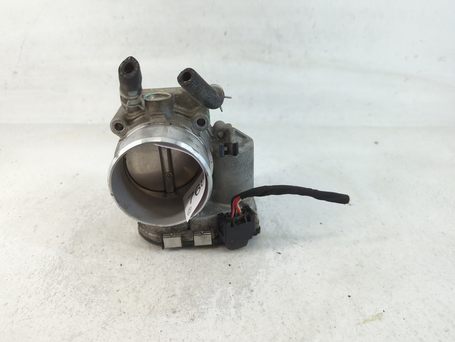2016-2020 Kia Sorento Throttle Body P/N:35100-2G600 Fits Fits 2015 2016 2017 2018 2019 2020 2021 OEM Used Auto Parts - Oemus