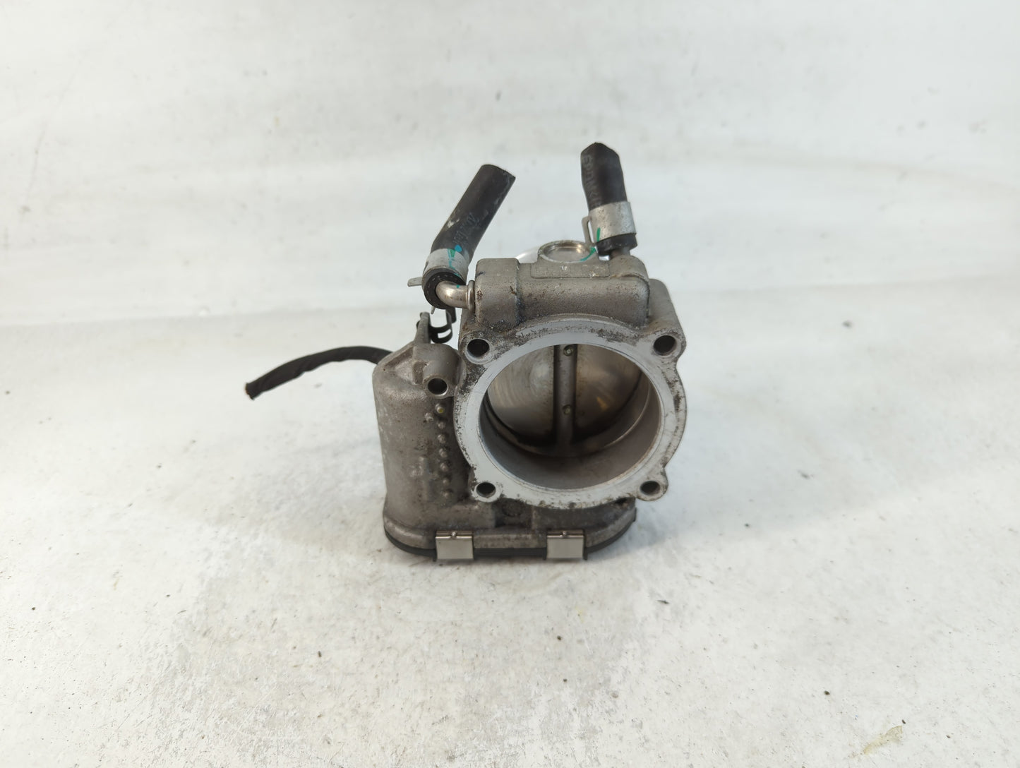 2016-2020 Kia Sorento Throttle Body P/N:35100-2G600 Fits Fits 2015 2016 2017 2018 2019 2020 2021 OEM Used Auto Parts - Oemus