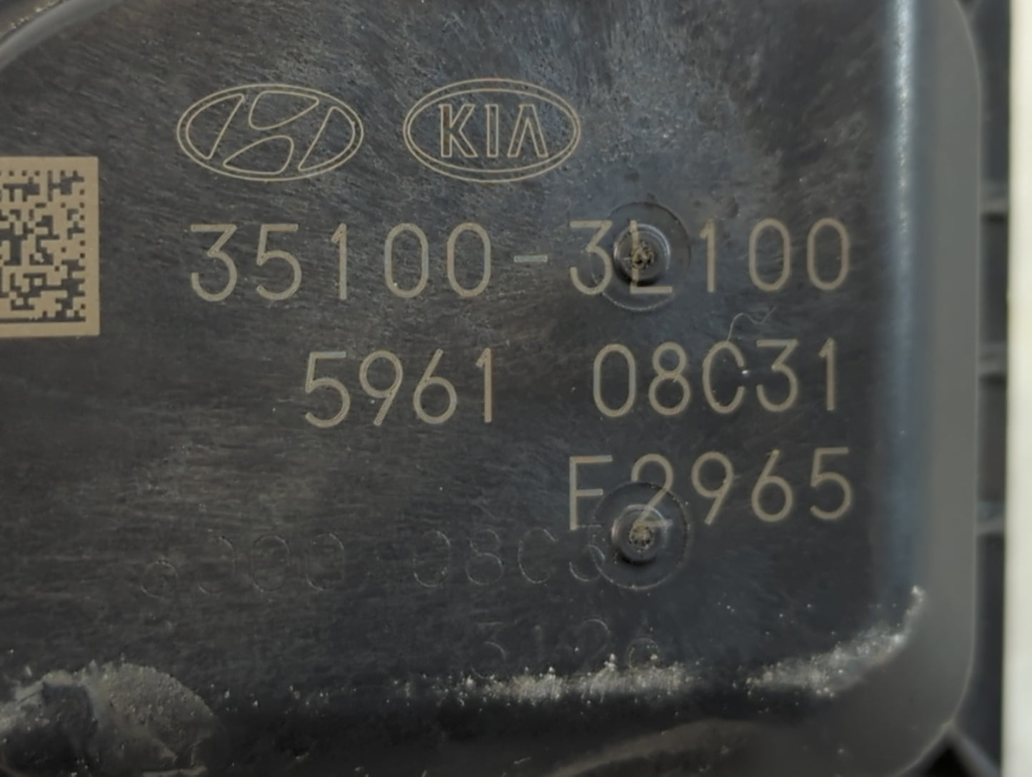 2016-2020 Kia Sorento Throttle Body P/N:35100-3L100 Fits Fits 2015 2016 2017 2018 2019 2020 2021 OEM Used Auto Parts - Oemus