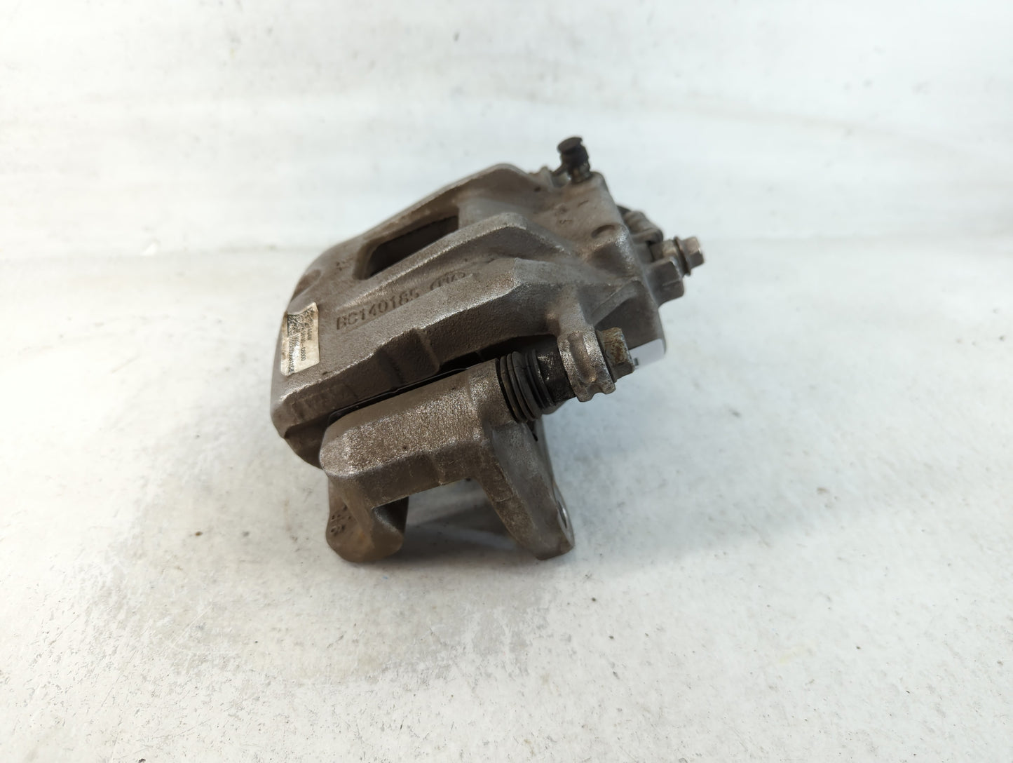2016-2020 Kia Sorento Front Driver Left Brake Caliper - Oemusedautoparts1.com