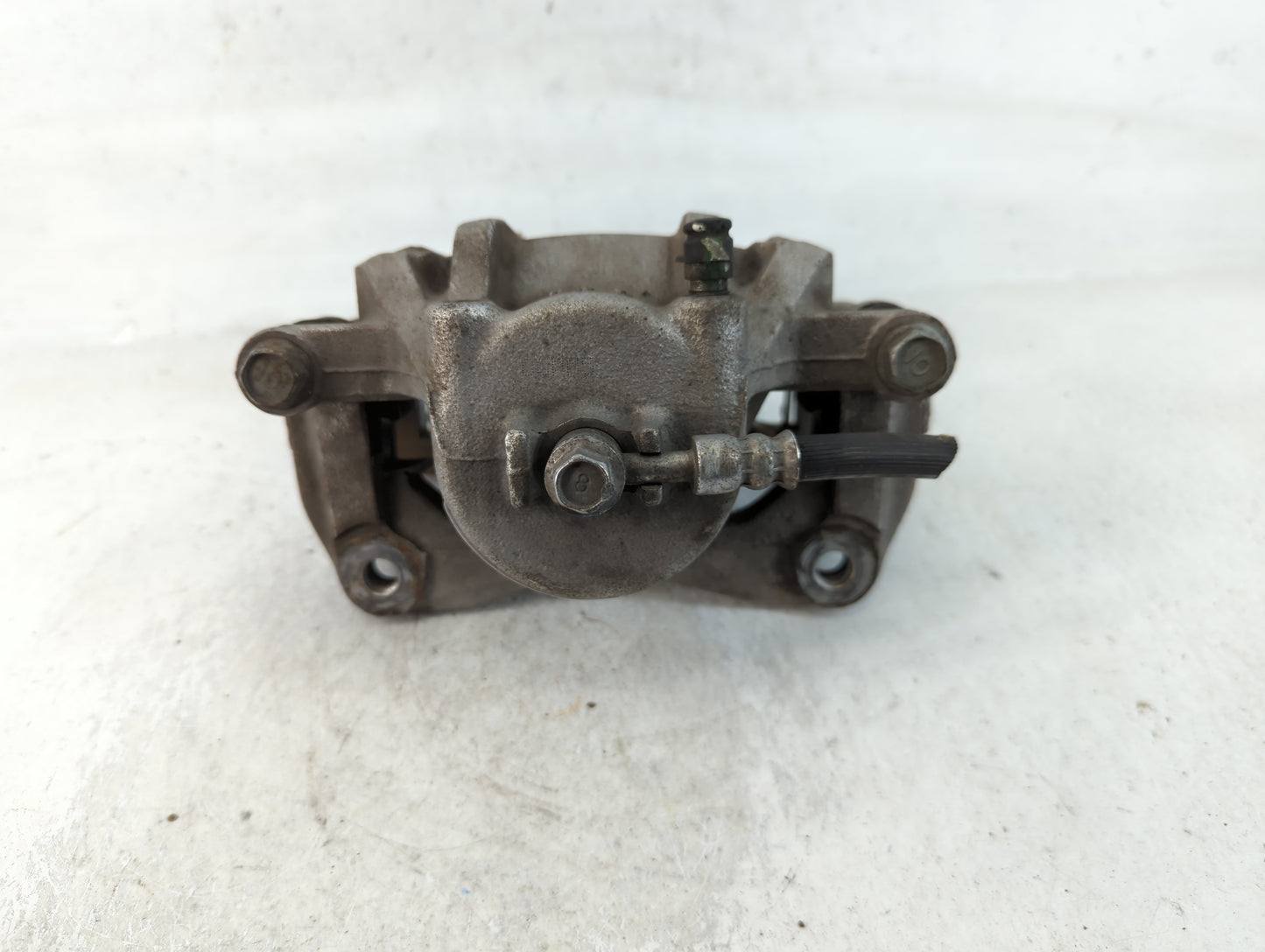 2016-2020 Kia Sorento Front Driver Left Brake Caliper - Oemusedautoparts1.com