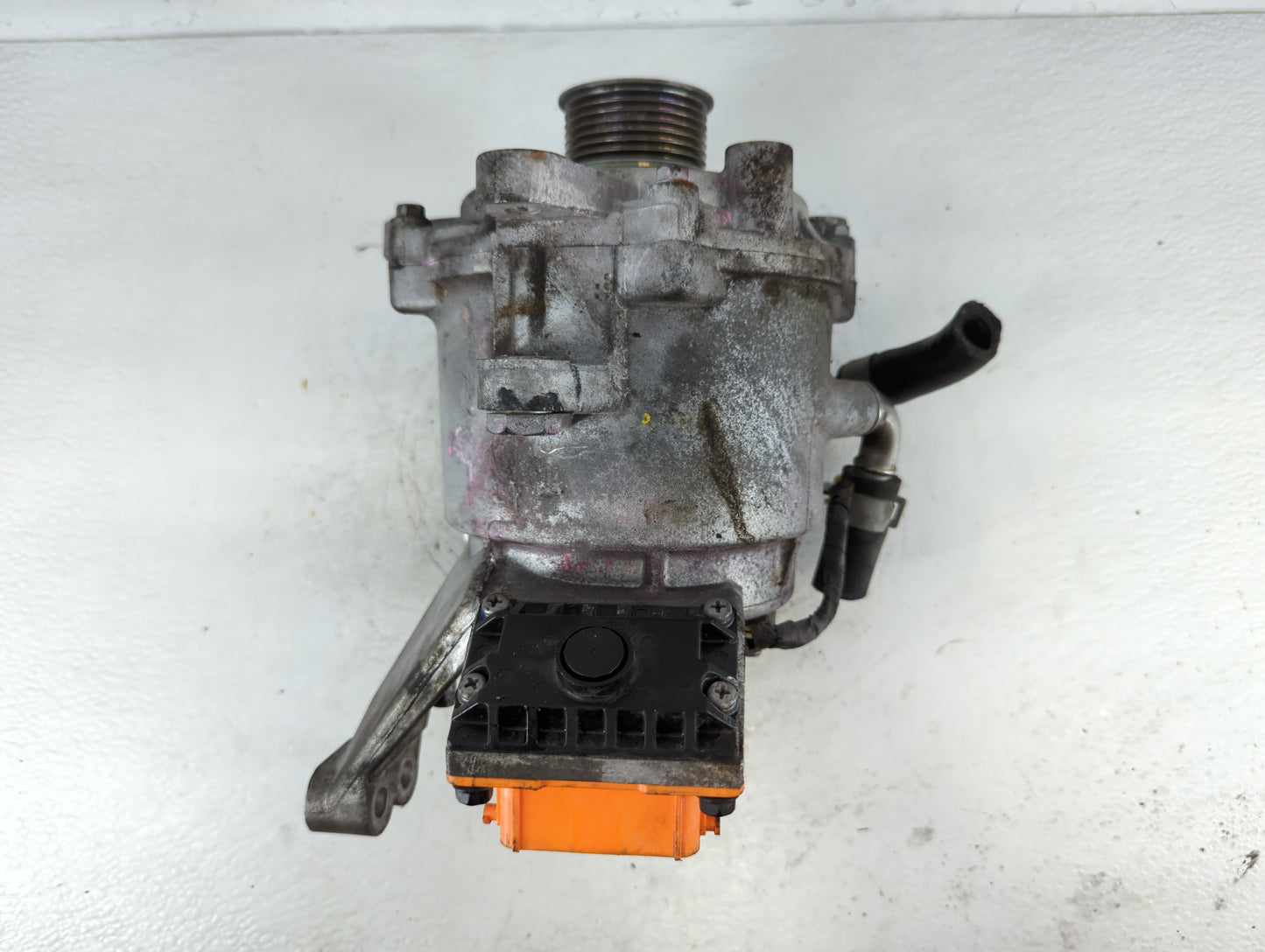 2020-2020 Kia Sorento Air Conditioning A/c Ac Compressor Oem - Oemusedautoparts1.com