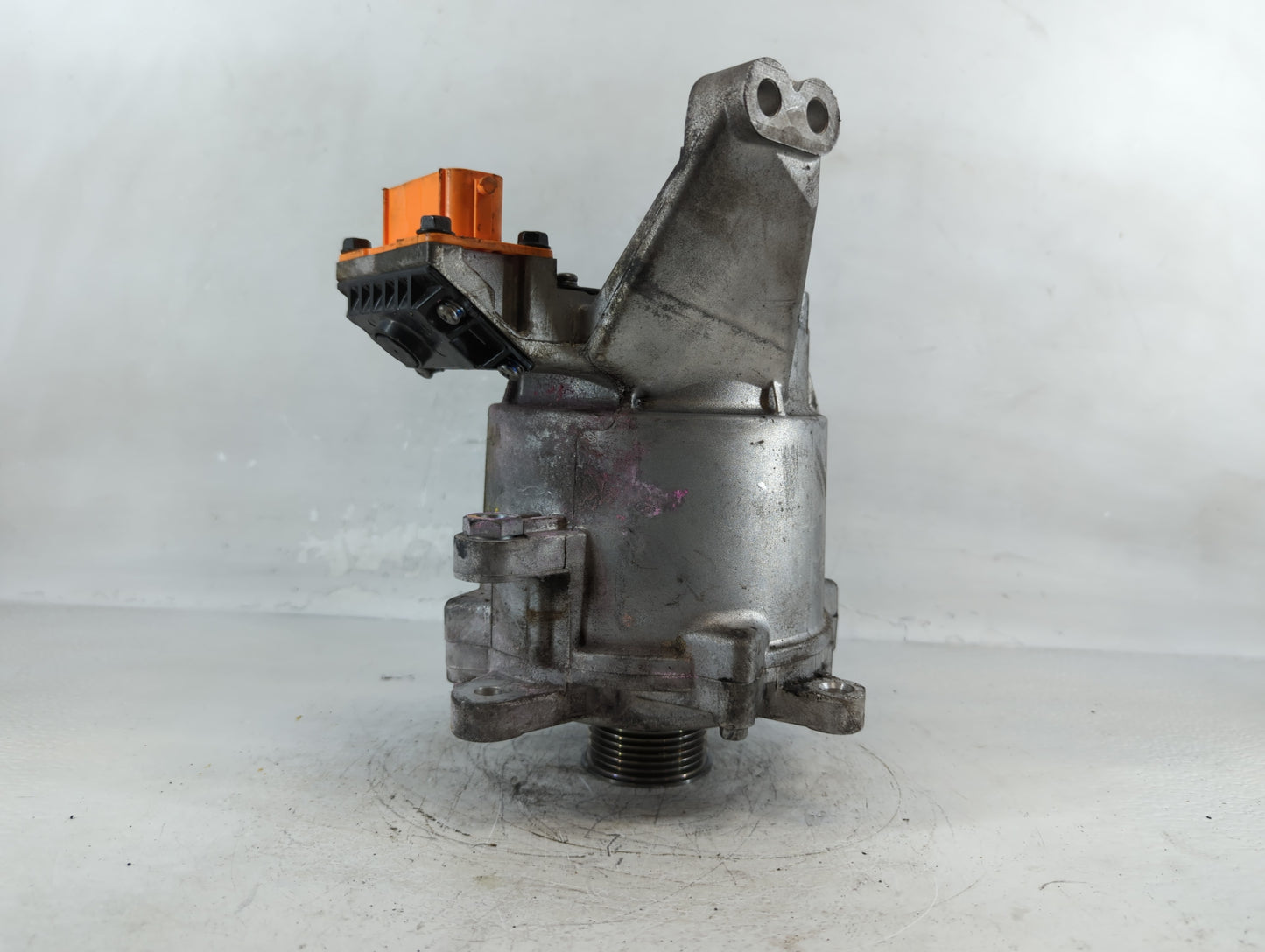 2020-2020 Kia Sorento Air Conditioning A/c Ac Compressor Oem - Oemusedautoparts1.com