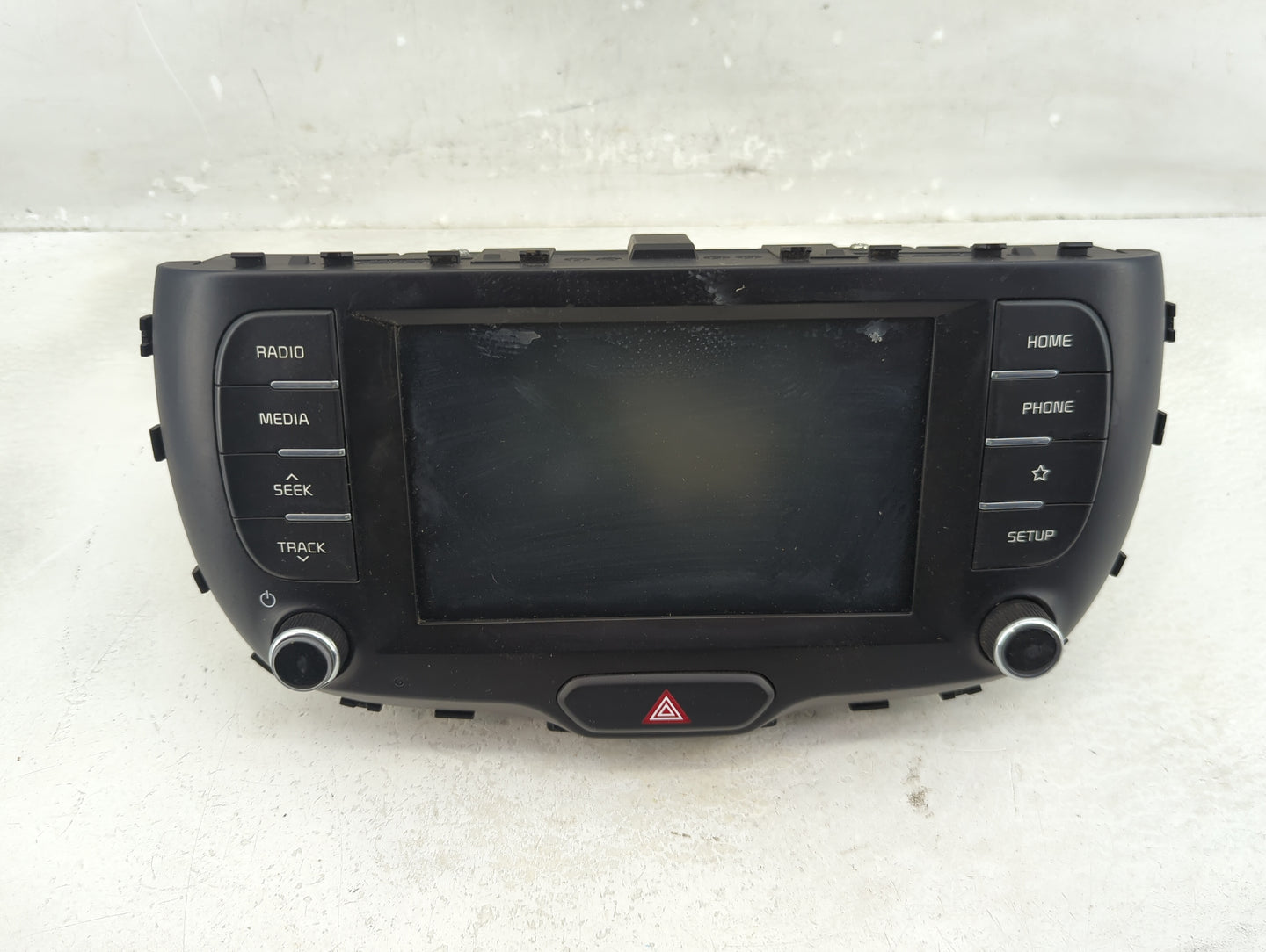 2020-2021 Kia Soul Radio AM FM Cd Player Receiver Replacement P/N:96160K0090WK Fits Fits 2020 2021 OEM Used Auto Parts - Oem