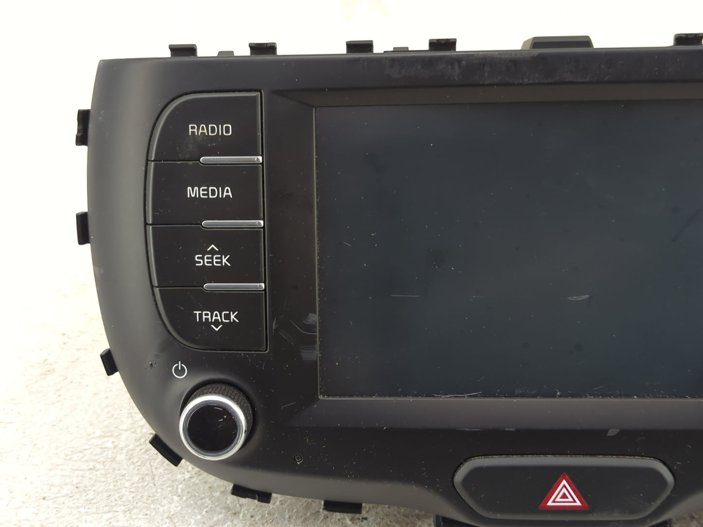 2020-2021 Kia Soul Radio AM FM Cd Player Receiver Replacement P/N:96160K0090WK Fits Fits 2020 2021 OEM Used Auto Parts - Oem