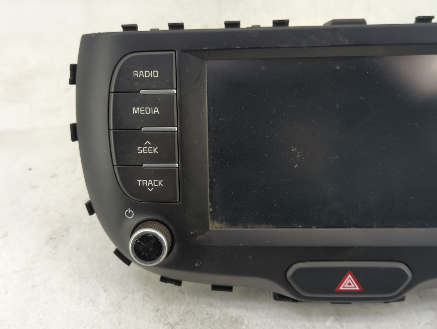 2020-2021 Kia Soul Radio AM FM Cd Player Receiver Replacement P/N:96160K0090WK Fits Fits 2020 2021 OEM Used Auto Parts - Oem
