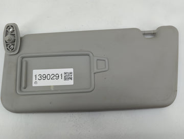 2020-2021 Kia Soul Sun Visor Shade Replacement Driver Left Mirror Fits Fits 2020 2021 OEM Used Auto Parts - Oemusedautoparts