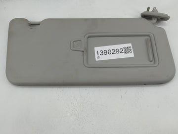 2020-2021 Kia Soul Sun Visor Shade Replacement Passenger Right Mirror Fits Fits 2020 2021 OEM Used Auto Parts - Oemusedautop
