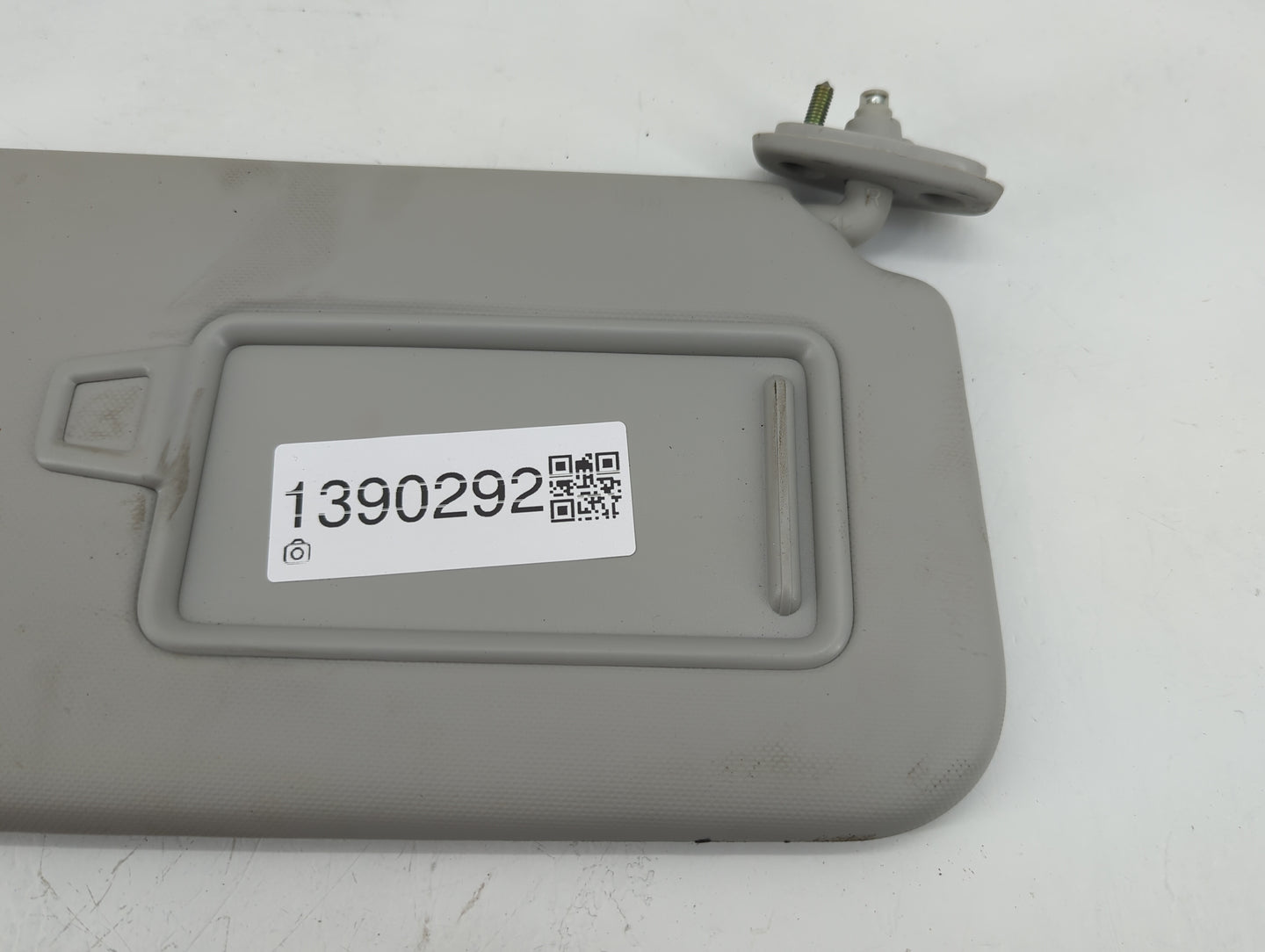 2020-2021 Kia Soul Sun Visor Shade Replacement Passenger Right Mirror Fits Fits 2020 2021 OEM Used Auto Parts - Oemusedautop