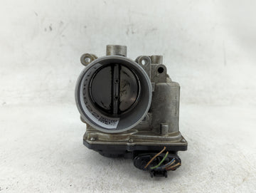 2020-2021 Kia Soul Throttle Body P/N:35100-2E410 Fits Fits 2020 2021 2022 OEM Used Auto Parts - Oemusedautoparts1.com