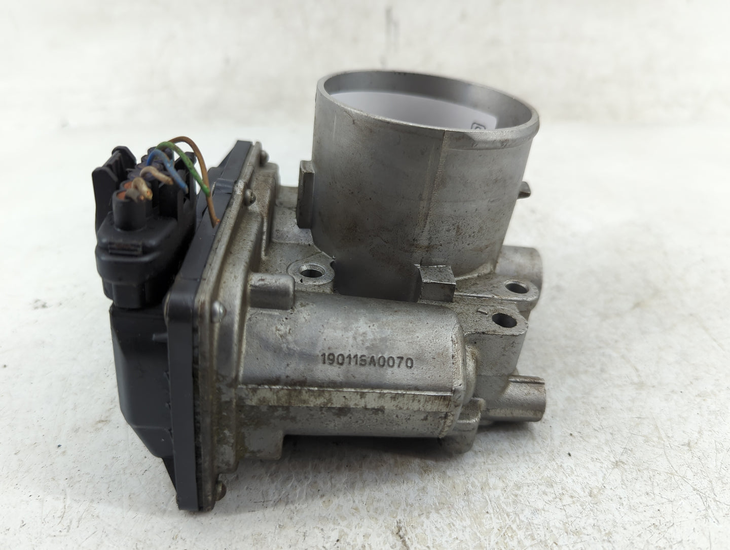2020-2021 Kia Soul Throttle Body P/N:35100-2E410 Fits Fits 2020 2021 2022 OEM Used Auto Parts - Oemusedautoparts1.com