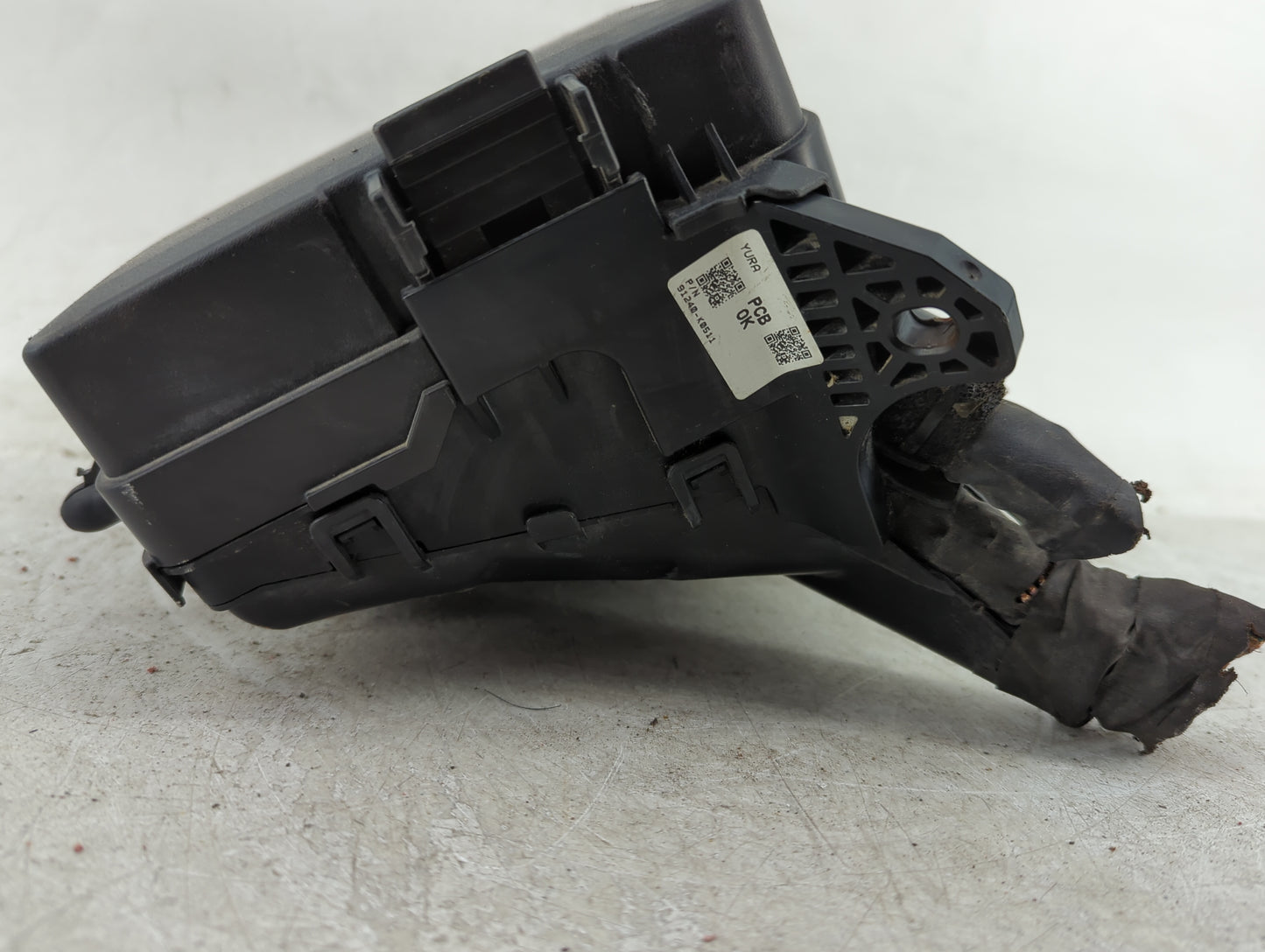 2020-2021 Kia Soul Fusebox Fuse Box Panel Relay Module P/N:91240-K0511 Fits Fits 2020 2021 OEM Used Auto Parts - Oemusedauto