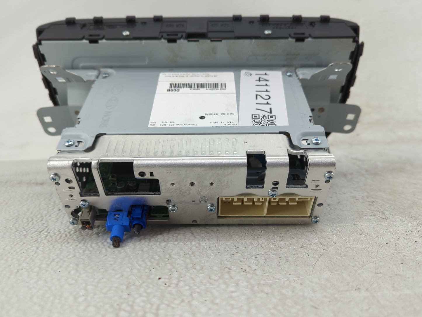 2020-2021 Kia Soul Radio AM FM Cd Player Receiver Replacement P/N:96160K0090FHV Fits Fits 2020 2021 OEM Used Auto Parts - Oe
