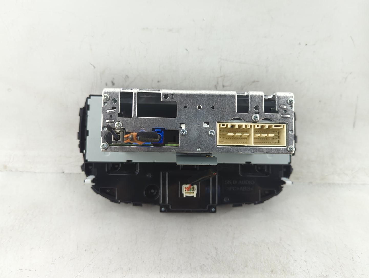 2020-2021 Kia Soul Radio AM FM Cd Player Receiver Replacement P/N:96160K0090WK Fits Fits 2020 2021 OEM Used Auto Parts - Oem