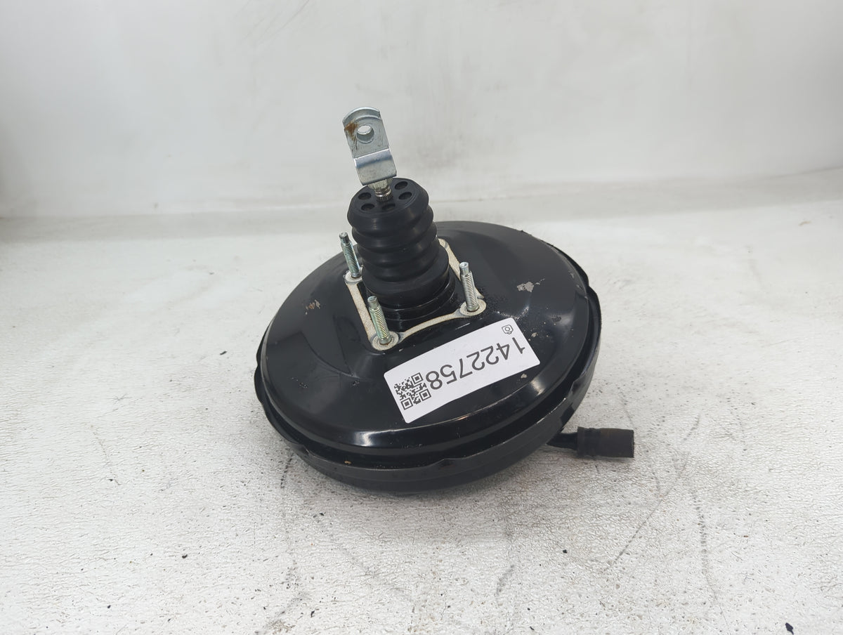 2020-2021 Kia Soul Power Brake Booster Oem 1422758 - Oemusedautoparts1.com