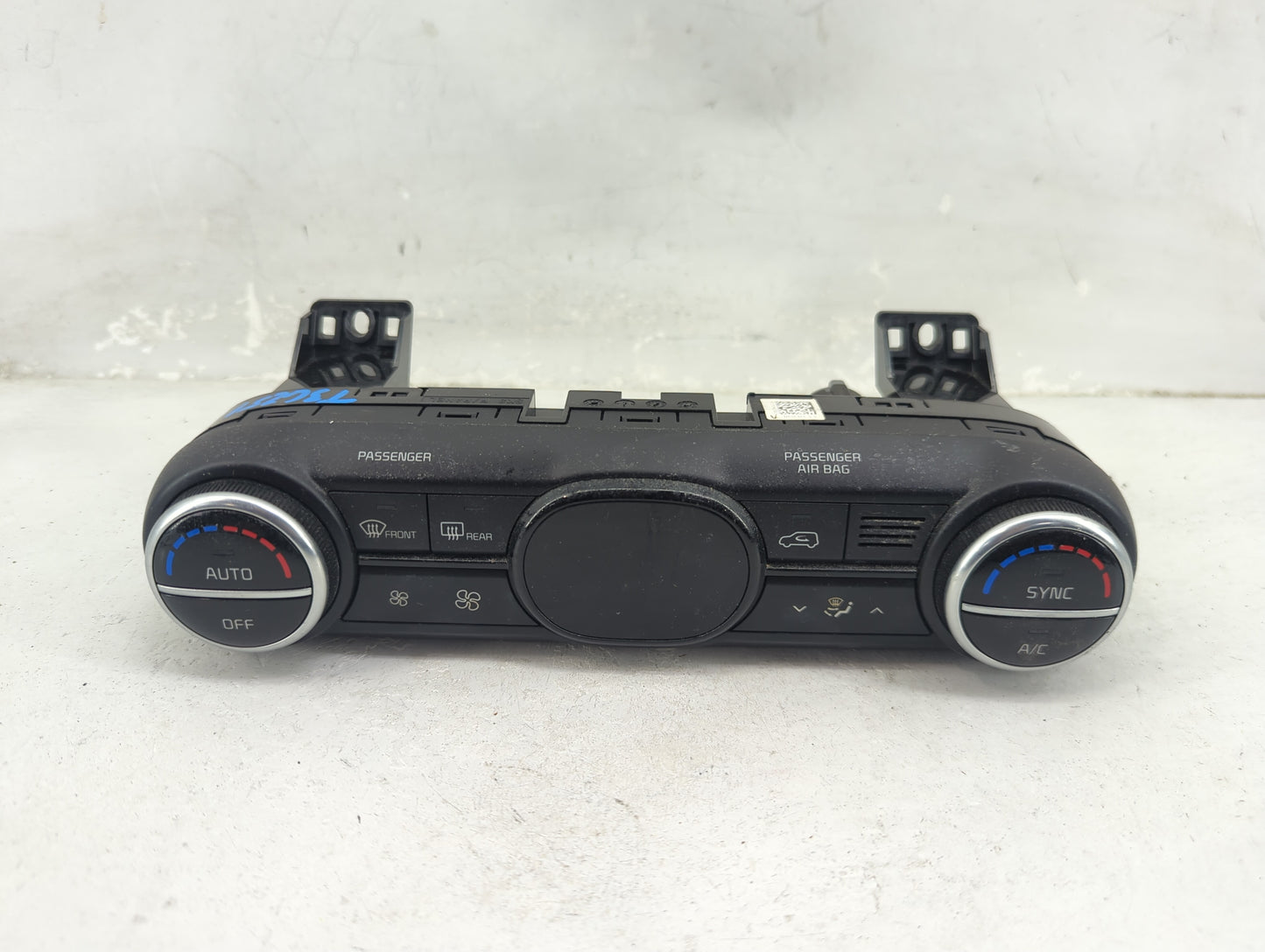 2020-2021 Kia Soul Climate Control Module Temperature AC/Heater Replacement P/N:97250-K0350 Fits Fits 2020 2021 OEM Used Aut