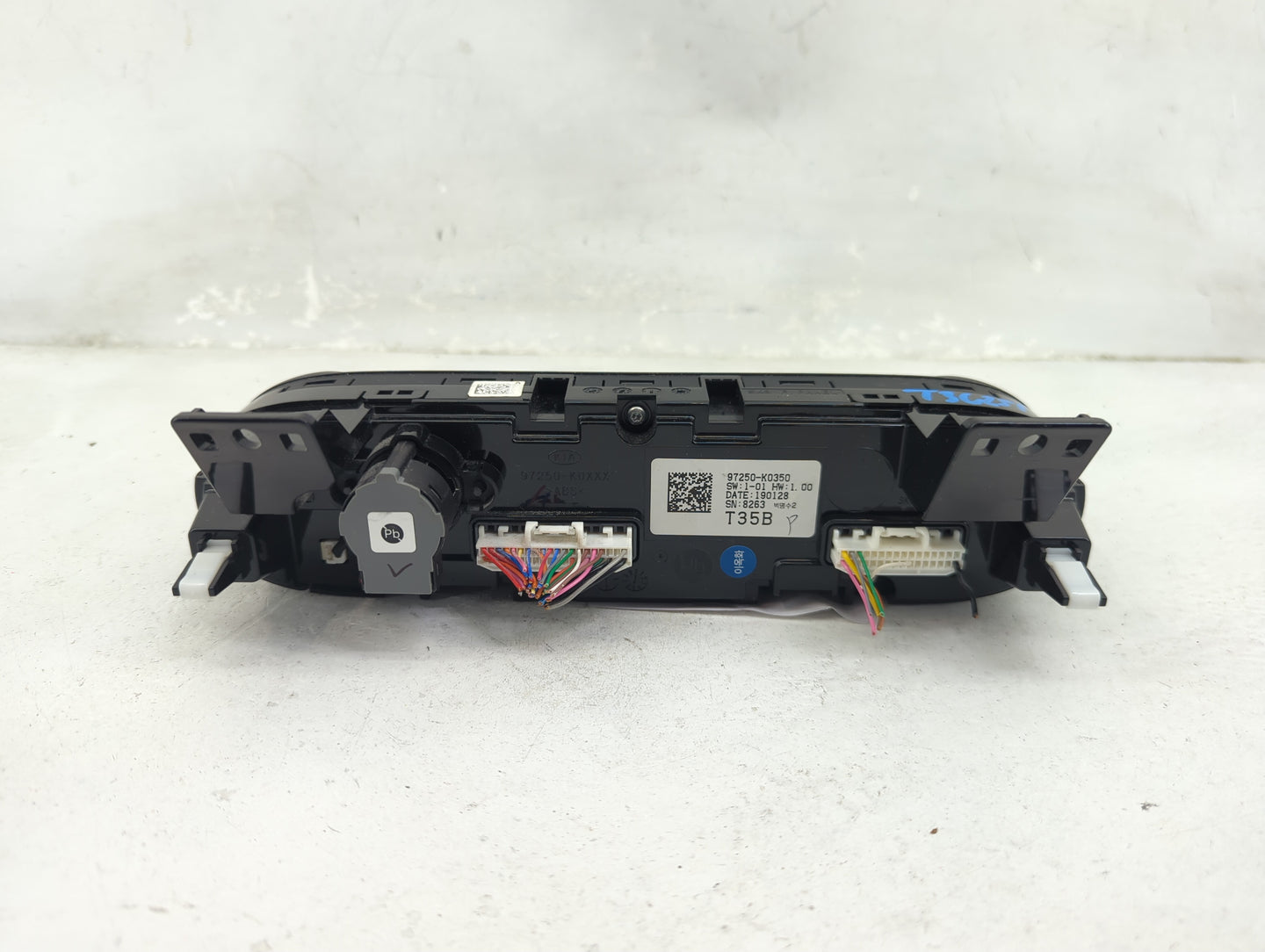 2020-2021 Kia Soul Climate Control Module Temperature AC/Heater Replacement P/N:97250-K0350 Fits Fits 2020 2021 OEM Used Aut