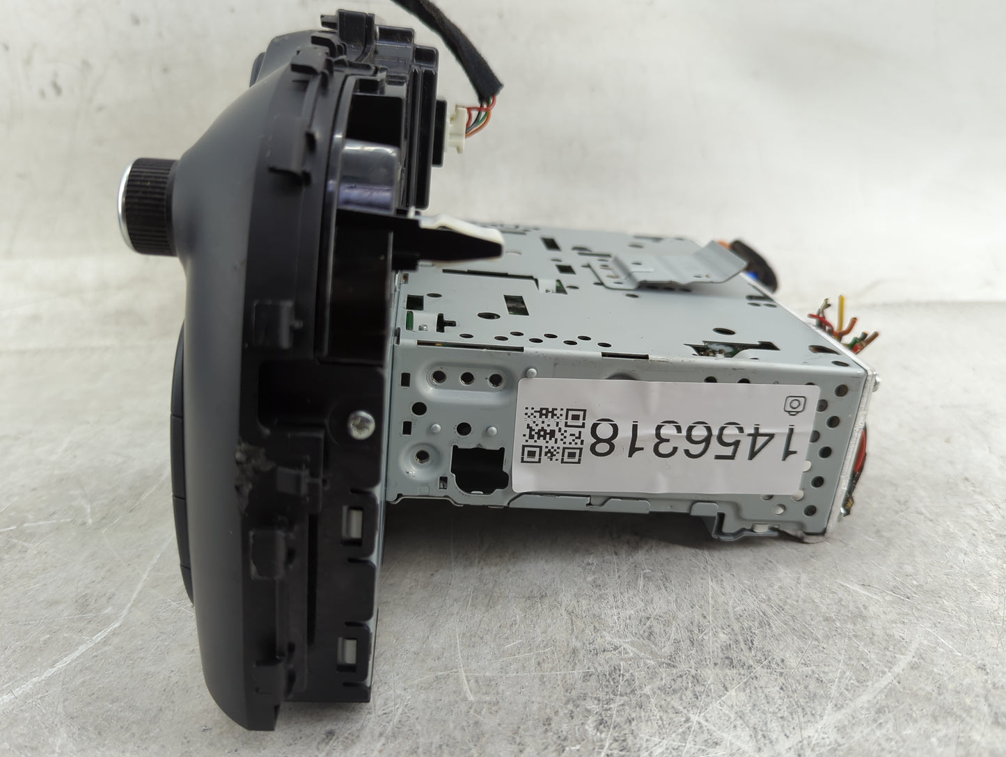 2020-2021 Kia Soul Radio AM FM Cd Player Receiver Replacement P/N:6873202 Fits Fits 2020 2021 OEM Used Auto Parts - Oemuseda