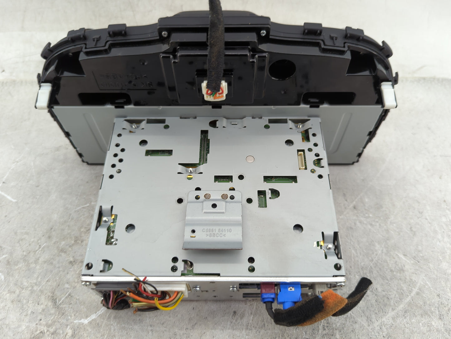 2020-2021 Kia Soul Radio AM FM Cd Player Receiver Replacement P/N:6873202 Fits Fits 2020 2021 OEM Used Auto Parts - Oemuseda